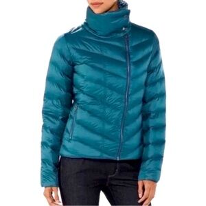 Patagonia Women's Green Prow Down Puffer Jacket XS